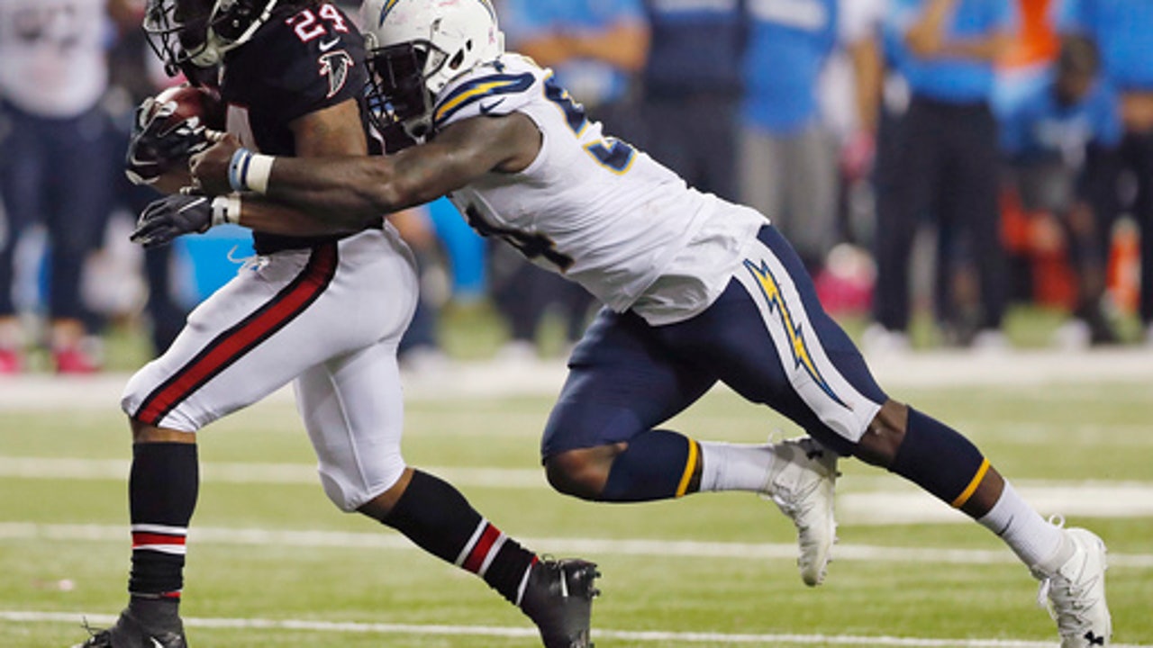 Quinn stands by fourth-down call in Falcons' OT loss